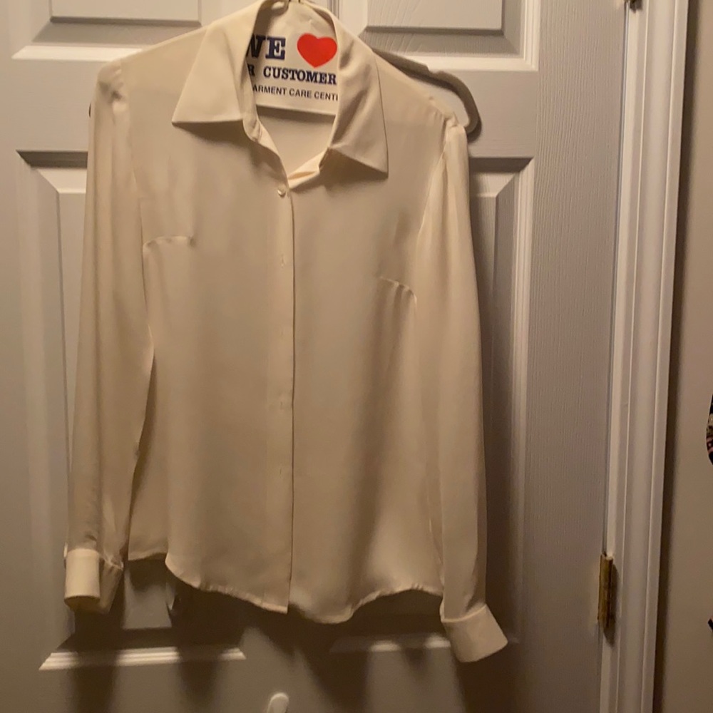 Moda International size xs cream blouse